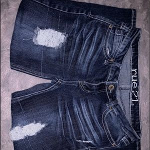 jean capris